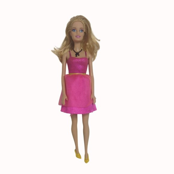Barbie Other - Barbie Fashion Doll Redressed Pink Dress With Necklace & Yellow Shoes 286 4hf1